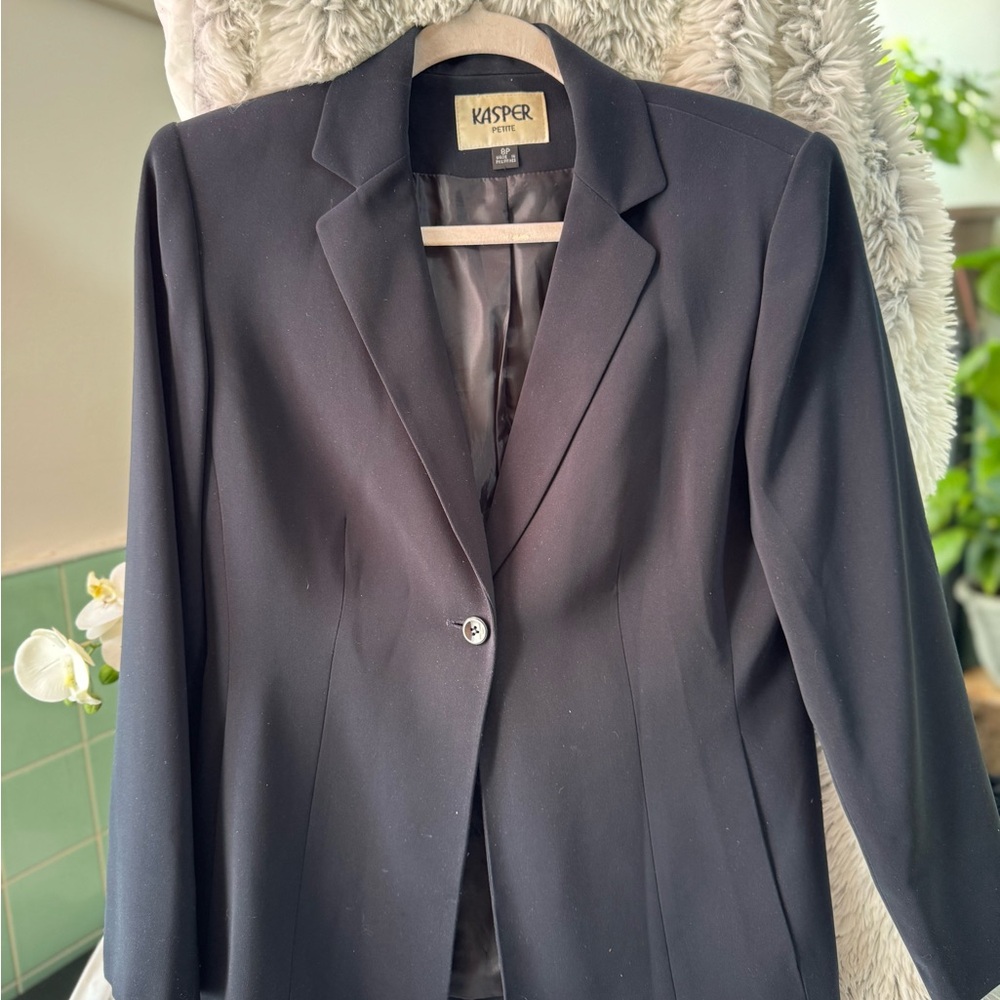 Kasper Women's Elegant Dark Blazer